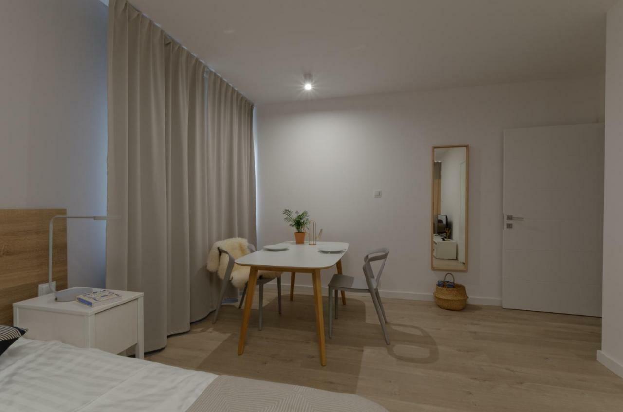 Apple Green Apartments Poznan Ngoại thất bức ảnh