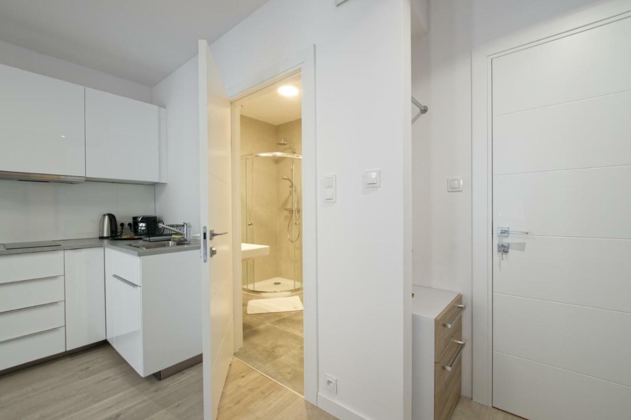 Apple Green Apartments Poznan Ngoại thất bức ảnh
