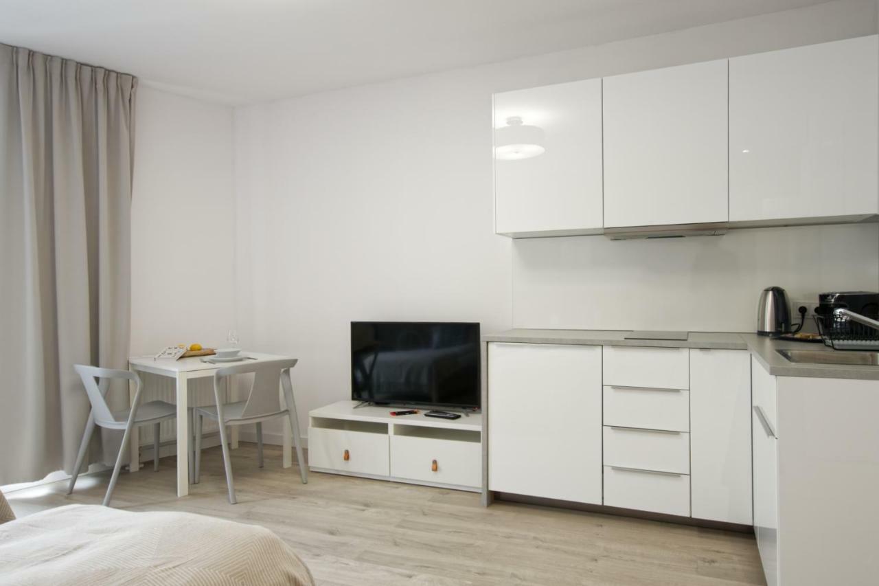 Apple Green Apartments Poznan Ngoại thất bức ảnh